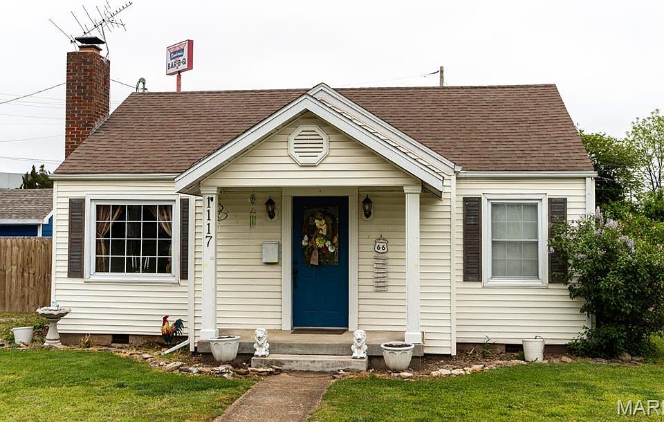 1st image of 1117 Beverly Dr