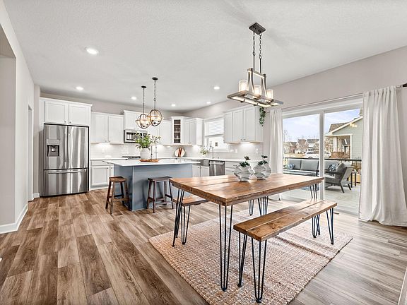 4th image of 1865 Primrose Ln