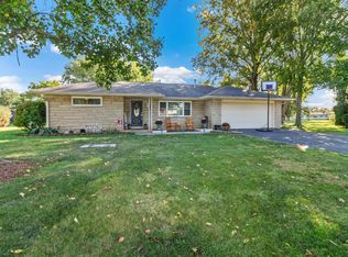 132 E North Deerwood Ct, Marion, IN 46953