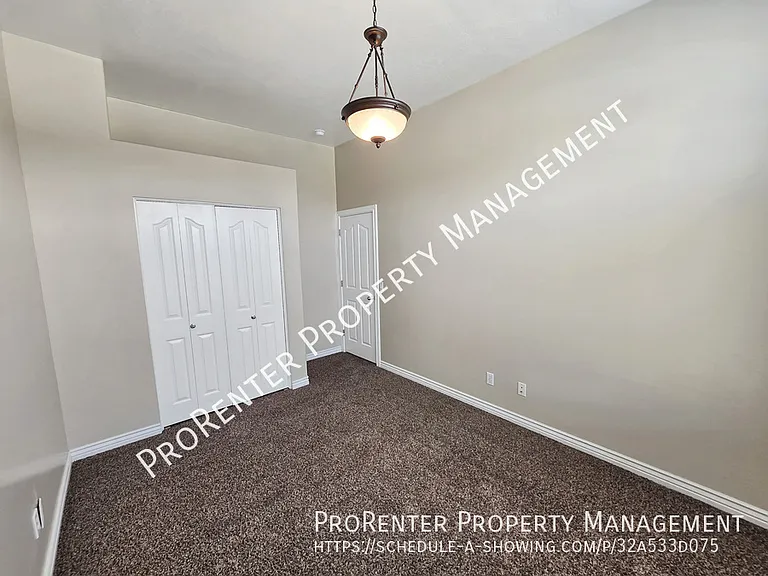 1911 S 1485 W — Photo 19