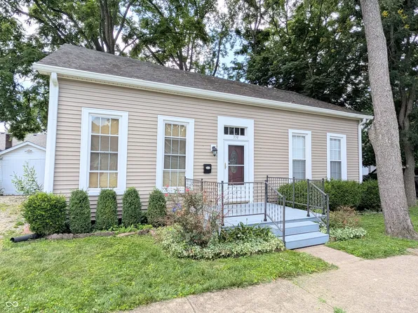 359 E Harrison St, Martinsville, IN 46151