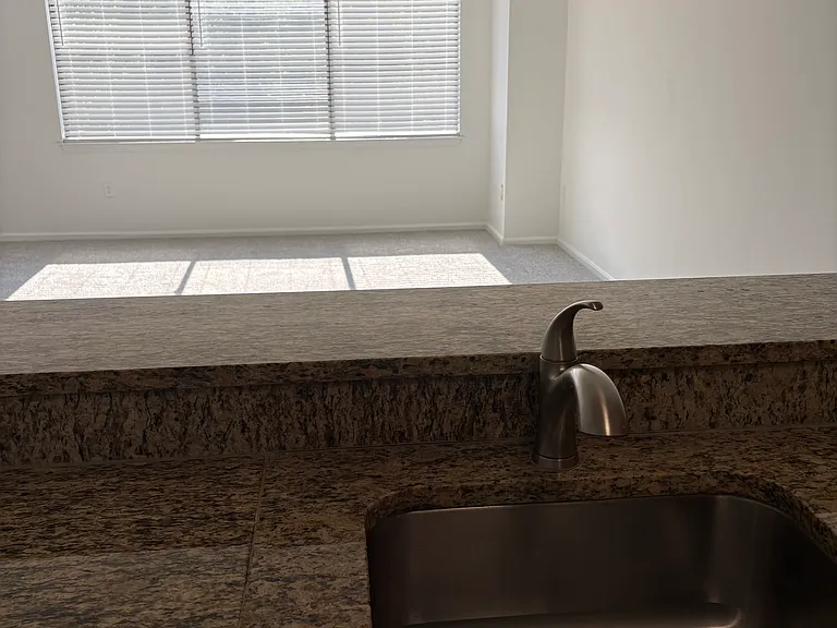 10101 Grosvenor Pl #603 — Photo 9