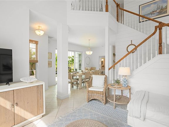 4th image of 1354 Winding Oaks Cir W