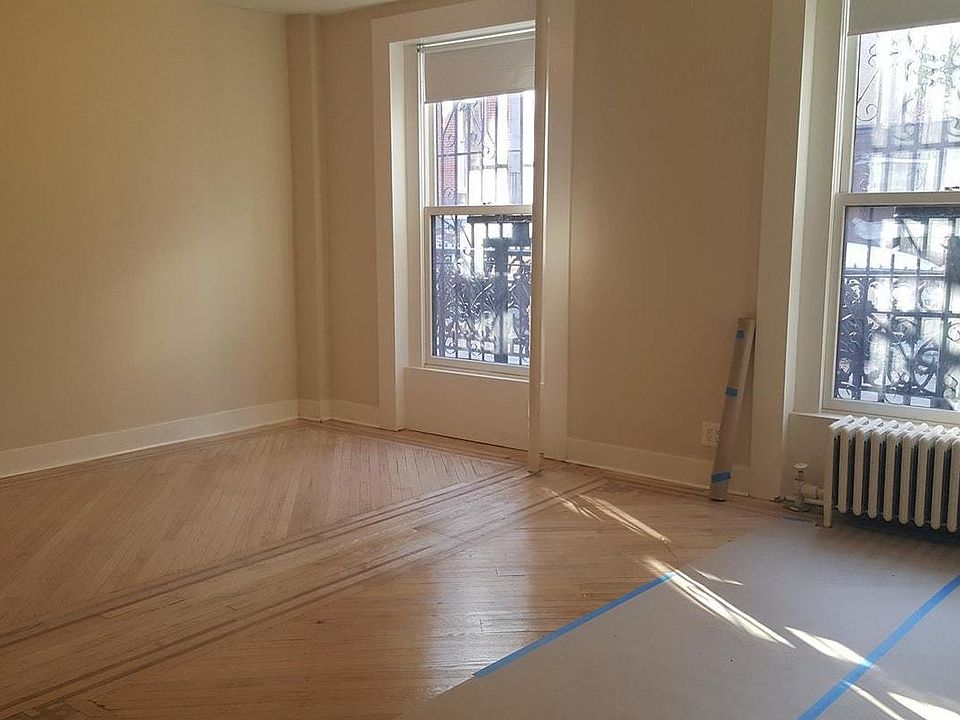 1st image of 201 Warren St APT 1B