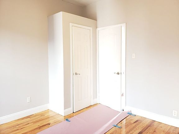5th image of 2522 Bedford Ave #22A