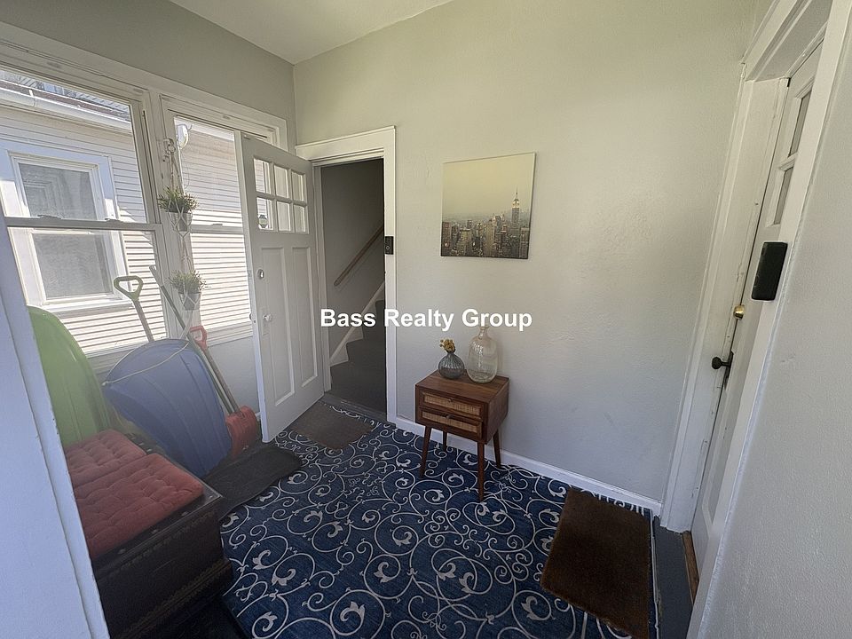 1st image of 1415 Darrow Ave #2