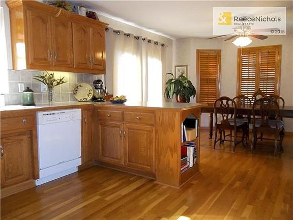 Beautiful hardwood floors!