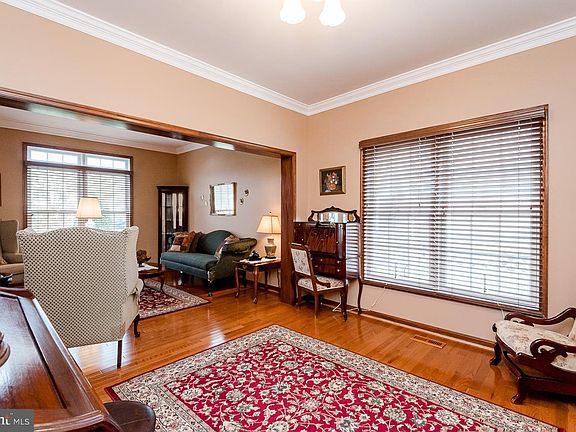 4th image of 1017 Avalon Ct