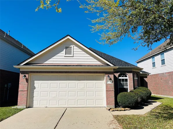 19318 Brook Village Rd, Houston, TX 77084