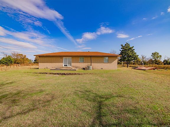 2nd image of 107145 N County Road 3750