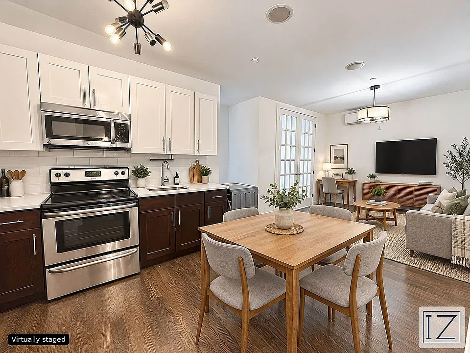 55 Stanhope St #2M