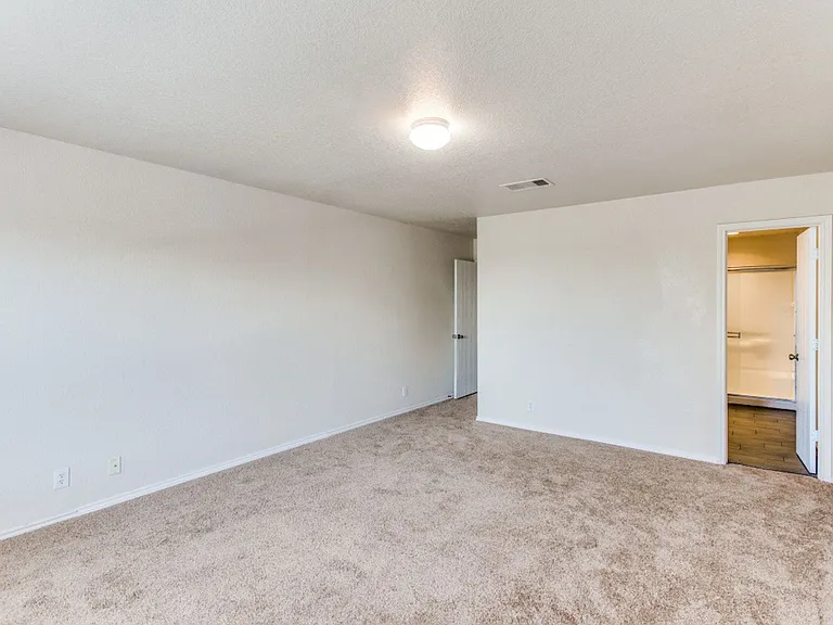 6051 Kensinger Pass — Photo 8