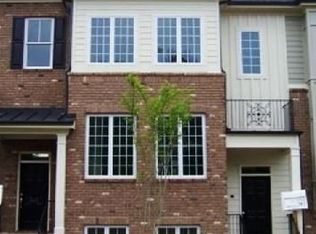 542 Old Mill Village Dr, Apex, NC 27502