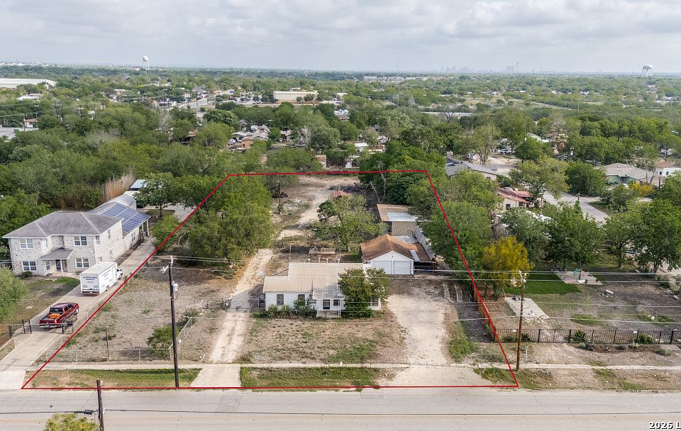 1st image of 513 GILLETTE BLVD