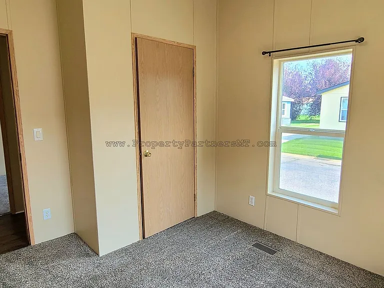 111 Sunlight Ave — Photo 9