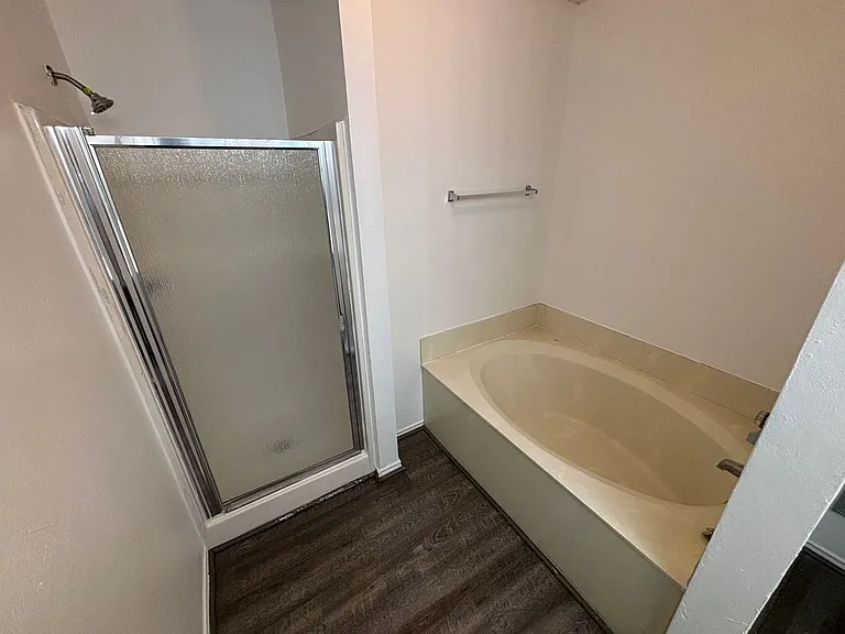 2100 Larkspur St — Photo 16