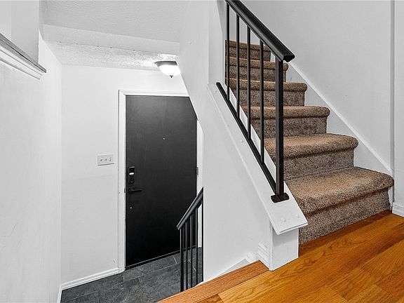 3rd image of 316 Cricketwood Ct