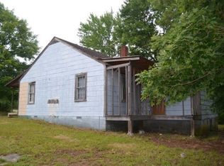 105 Greenbriar Dr, Lenoir, NC 28645