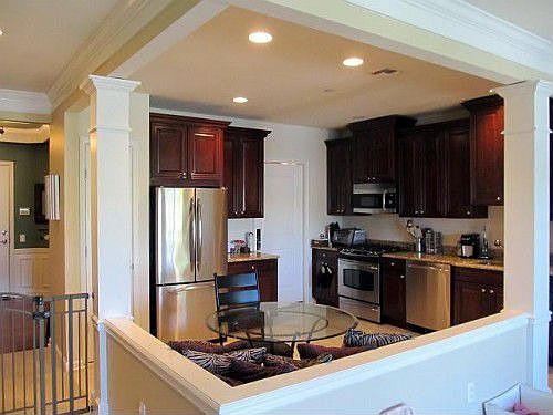 4th image of 77 Maple Ave APT 304