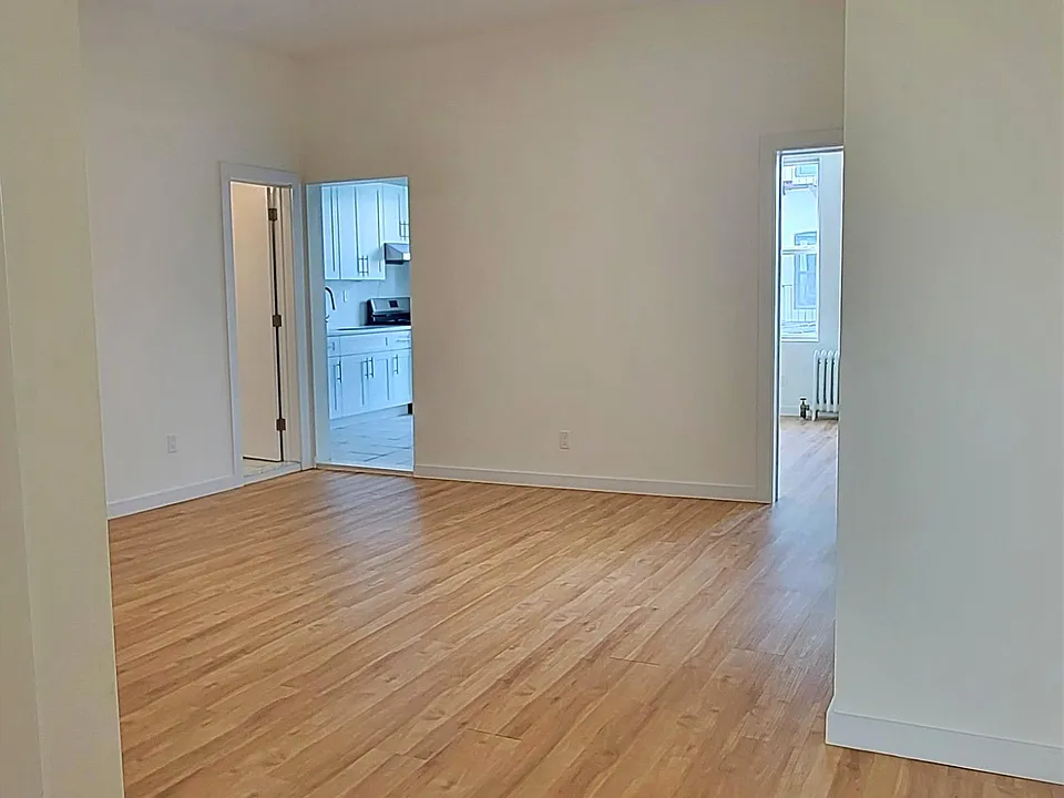 35-20 33rd St #2