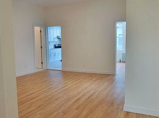 35-20 33rd St #2, Astoria, NY 11106