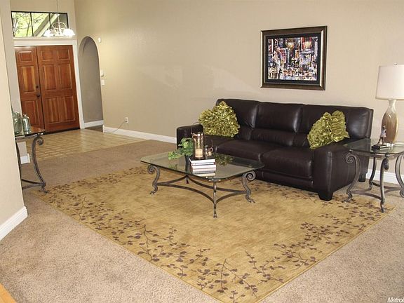 4th image of 1960 Moontree Dr
