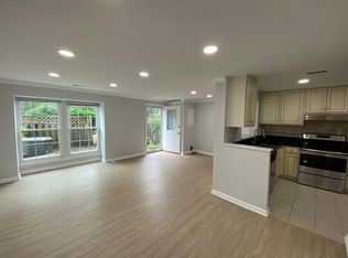 408 Pensacola Dr, Gaithersburg, MD 20878
