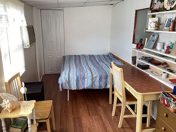 5th image of 34618 Lillian St