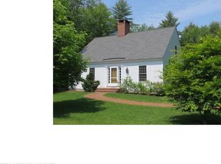 4 Magnolia Ln, Brunswick, ME 04011