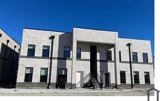 2nd image of 545 Richlands Way #201