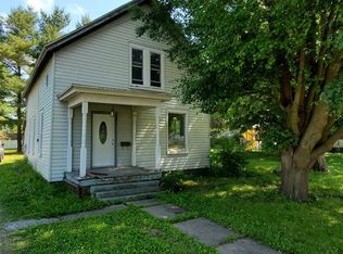 504 E Overton St, Tuscola, IL