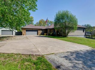 230 Tillman Rd, Ozark, MO 65721