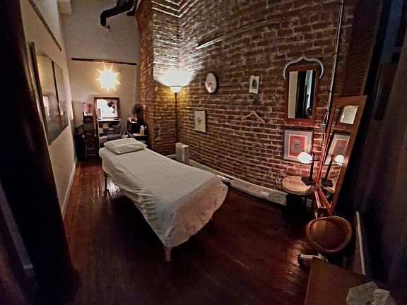 5th image of 901 Jefferson St Suite 201