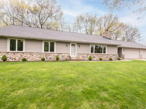 S14W32965 Forest Hills DRIVE, Delafield, WI 53018