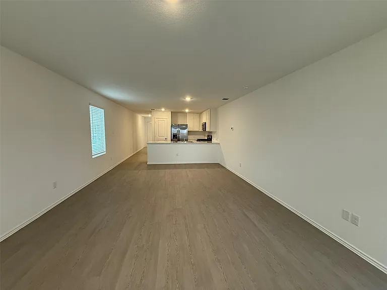 785 Whoopers Loop — Photo 10