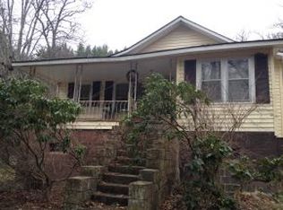 9420 Sock Rd, Pound, VA 24279