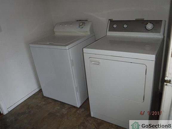 4th image of 9824 Concord Downs Ave