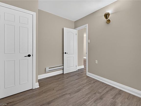 5th image of 332 East Ave N