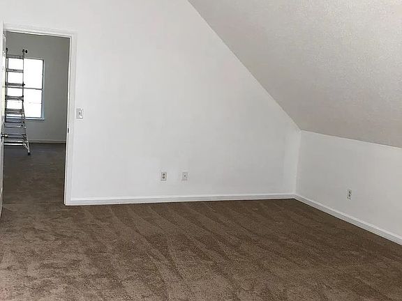 2nd image of 6933 Stonewall Pl