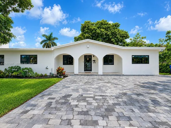 3431 NE 8th Ave, Oakland Park, FL 33334