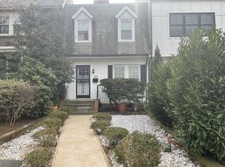 3618 S St NW, Washington, DC 20007