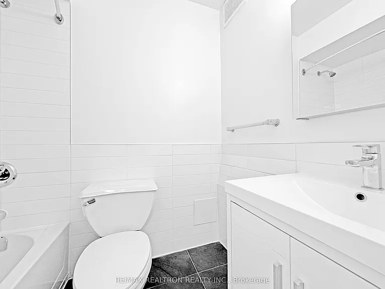 666 Spadina Ave #1001 — Photo 10