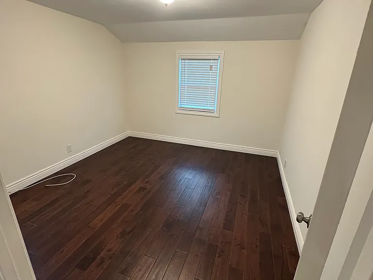 9287 Kewen Ave — Photo 12