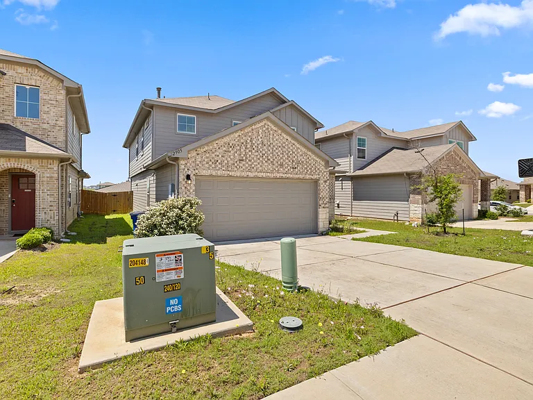 2905 Maryanne Ln — Photo 9