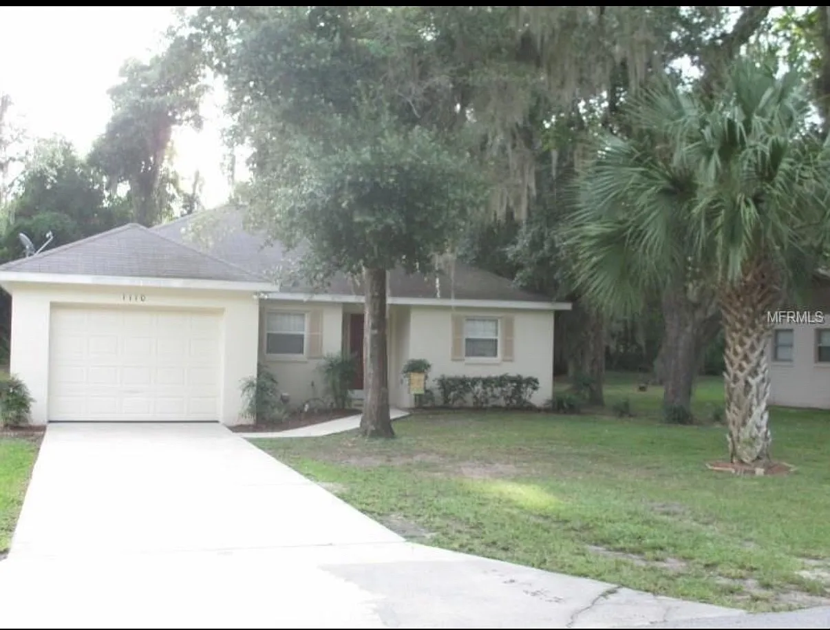 1110 Lucas St — Photo 1