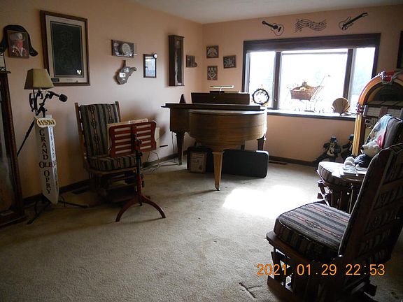 2nd image of 532 Gemini Dr