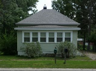 132 N Short St, Argenta, IL