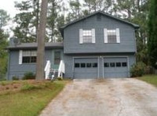 3999 Tanglewood Rd, Snellville, GA 30039