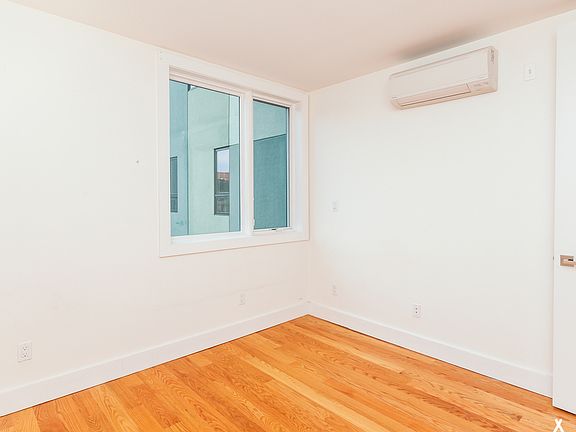 3rd image of 620 Parkside Ave #3G