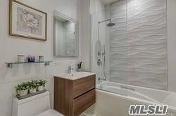 Sold by Berkshire Hathaway HomeServices Laffey International Realty | media 14